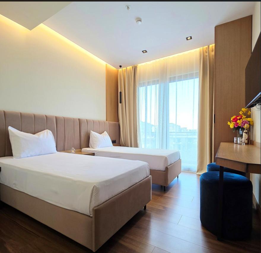 Valza Boutique Hotel Vlore Exterior photo